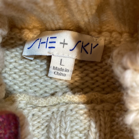 Womens she + sky sweater large with pearl accents cropped sits at the waist - Picture 4 of 7